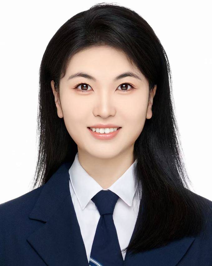 1785135531876705.jpg Li Shuyue.jpg